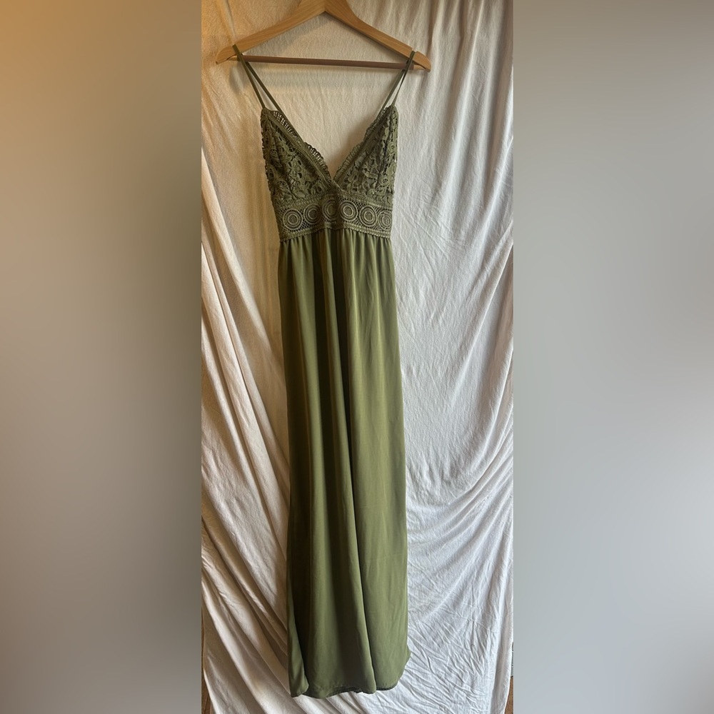 Jolashes Olive Green Crochet Lace Wide-Leg Jumpsuit – Size Small
